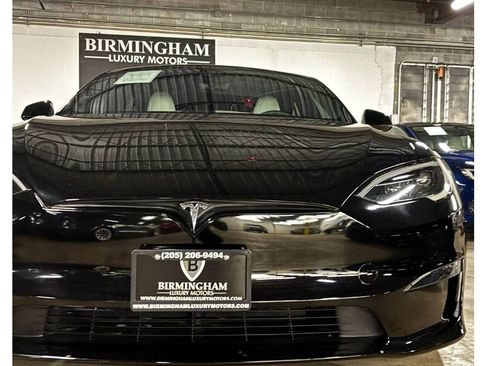 Used 2024 Tesla Model S image 5