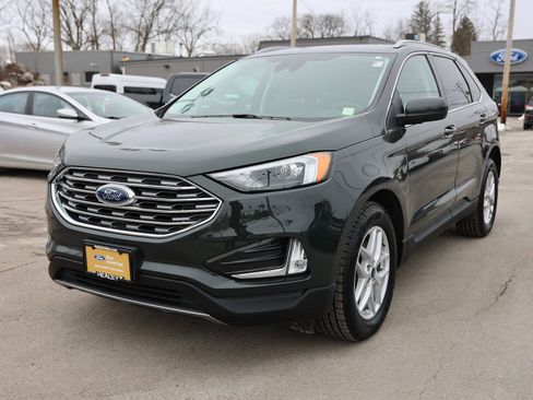 Certified 2022 Ford Edge SEL w/ Convenience Package image 3