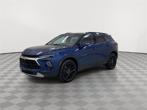 Certified 2023 Chevrolet Blazer LT image 4