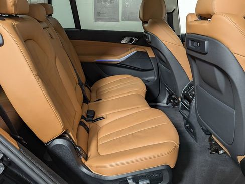 Certified 2022 BMW X7 xDrive40i w/ Premium Package image 42