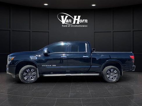Used 2023 Nissan Titan Platinum Reserve w/ Moonroof Package AWD/4WD image 4