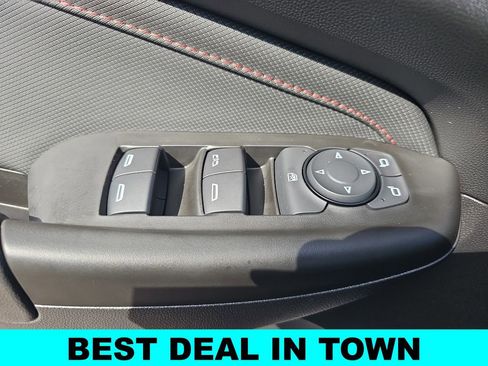 Used 2025 Chevrolet TrailBlazer RS w/ Driver Confidence Package image 27