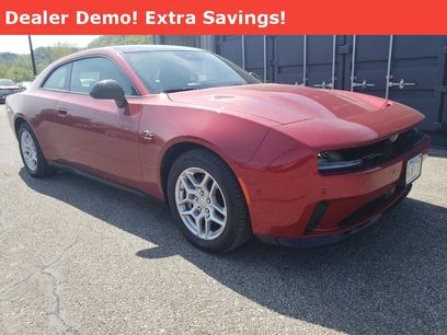 New 2025 Dodge Charger R/T w/ Sun & Sound Package