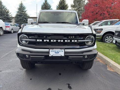New 2025 Ford Bronco Outer Banks AWD/4WD image 2