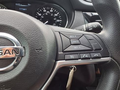 Used 2017 Nissan Rogue S image 12