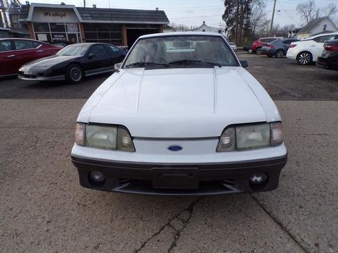 Used 1989 Ford Mustang GT image 2