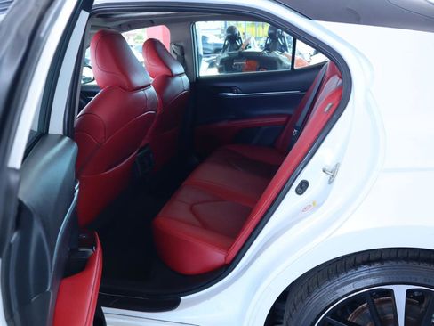 Used 2019 Toyota Camry XSE w/ Driver Assist Package image 28