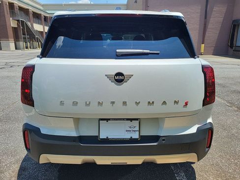 Used 2025 MINI Cooper Countryman S w/ Comfort Package Max image 9