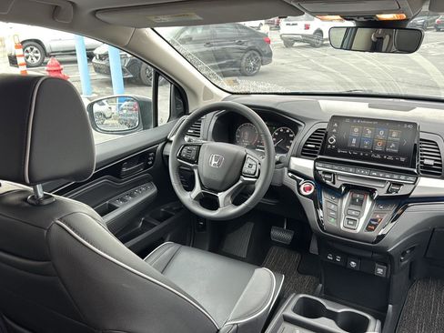 Certified 2026 Honda Odyssey Touring image 37