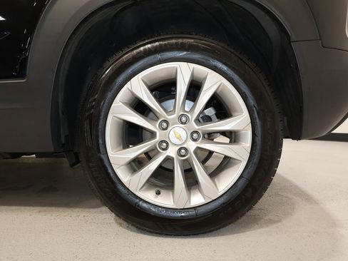 Used 2021 Chevrolet TrailBlazer LS image 20