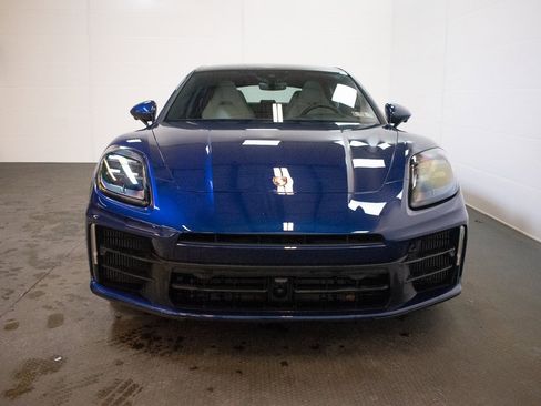 Certified 2024 Porsche Panamera 4 image 7