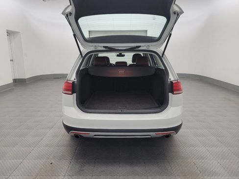 Used 2019 Volkswagen Golf Alltrack SE AWD/4WD image 29