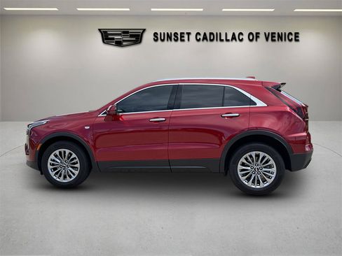 Certified 2024 Cadillac XT4 Premium Luxury w/ Active Safety Package FWD image 6