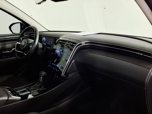 Certified 2022 Hyundai Tucson SEL w/ Convenience + Premium Package FWD image 9