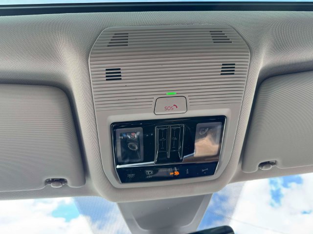 Certified 2026 Volkswagen Atlas SE w/ Panoramic Sunroof Package AWD/4WD image 31