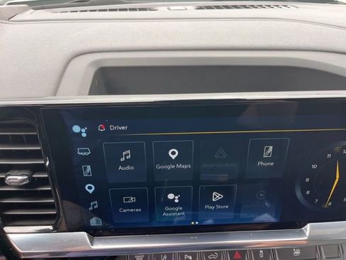 Used 2025 Chevrolet Silverado 2500 LTZ w/ LTZ Convenience Package AWD/4WD image 38