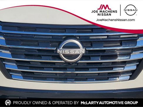 New 2026 Nissan Rogue Platinum w/ Platinum Premium Package AWD/4WD image 10
