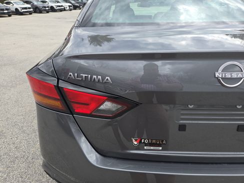 New 2025 Nissan Altima 2.5 SR w/ SR Premium Package image 39