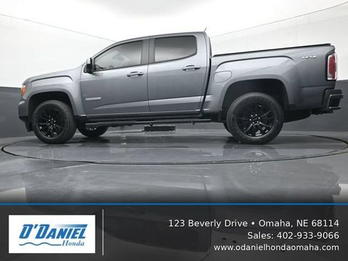 Used 2022 GMC Canyon Elevation w/ Elevation Premium Package AWD/4WD image 10