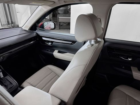Used 2025 Honda CR-V EX-L image 17