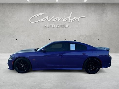 Used 2019 Dodge Charger Scat Pack RWD image 13