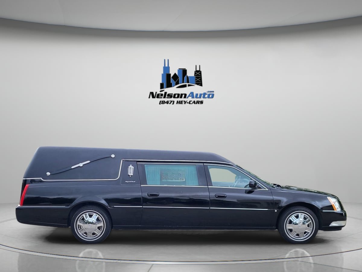 Used 2007 Cadillac DTS FWD image 3