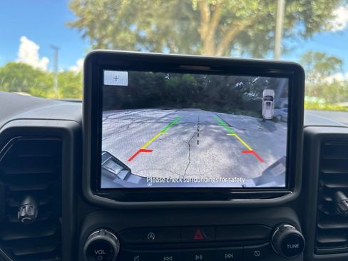 Used 2023 Ford Bronco Sport Outer Banks w/ Tech Package AWD/4WD image 28