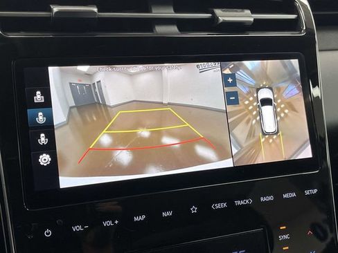 Used 2022 Hyundai Tucson Limited w/ Cargo Package image 34