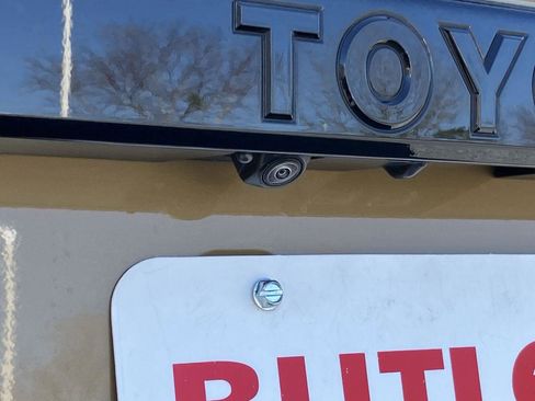 Certified 2024 Toyota Land Cruiser image 13