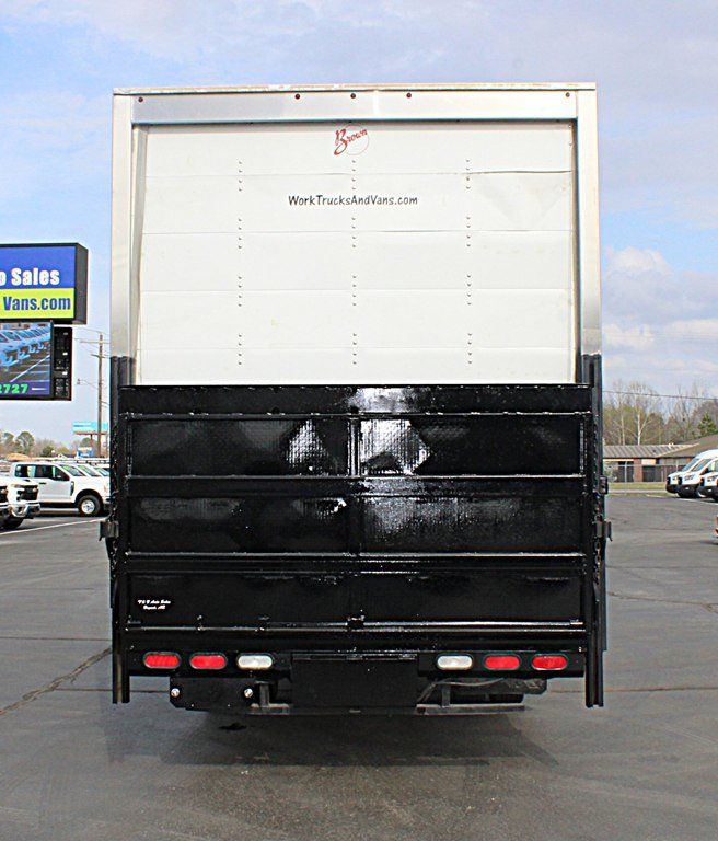 Used 2019 Isuzu NPR RWD image 9