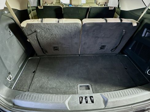 Used 2024 Ford Explorer Limited image 31