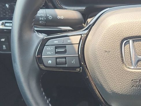 Used 2025 Honda CR-V EX-L image 14