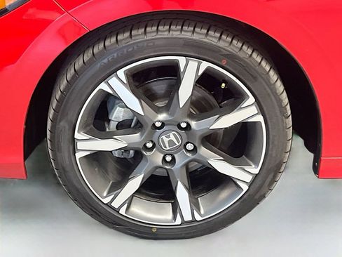 Used 2025 Honda Civic Sport Touring image 32