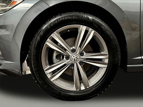 Used 2019 Volkswagen Jetta R-Line image 30