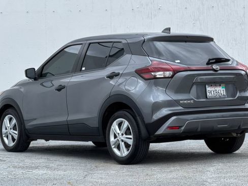 Used 2023 Nissan Kicks S w/ Interior Electronics Package FWD image 5