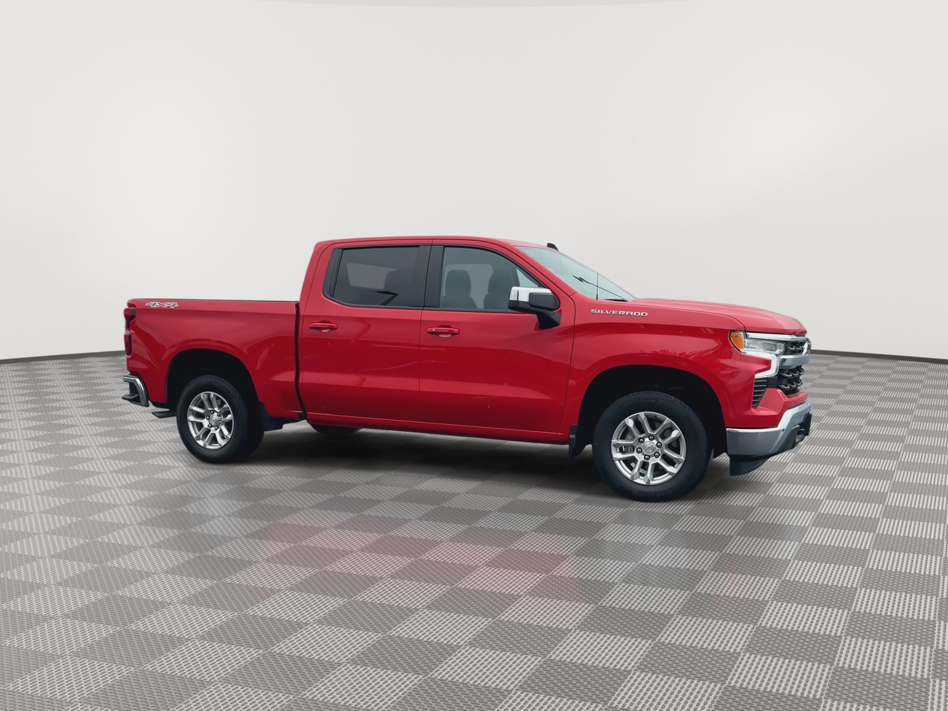 Certified 2025 Chevrolet Silverado 1500 LT w/ Protection Package AWD/4WD image 2