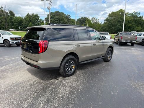 New 2027 Ford Expedition Tremor AWD/4WD image 3