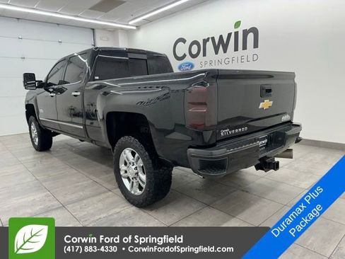 Used 2018 Chevrolet Silverado 2500 High Country w/ Duramax Plus Package image 2
