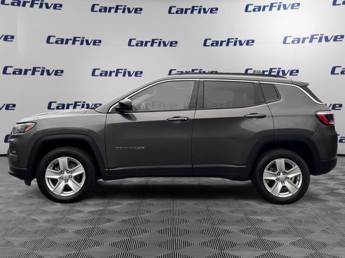 Used 2022 Jeep Compass Latitude AWD/4WD image 2