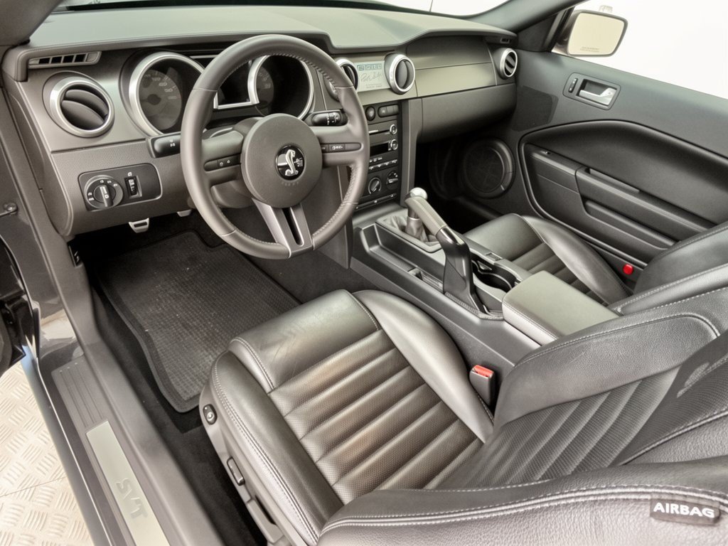 Used 2009 Ford Mustang Shelby GT500 RWD image 4