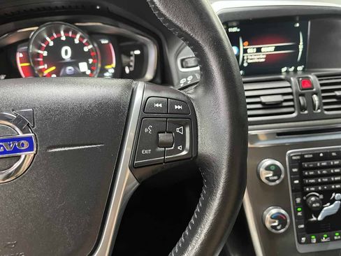 Used 2016 Volvo XC60 T6 Platinum AWD/4WD image 12