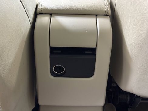 Used 2015 Volvo XC60 T5 Premier image 18