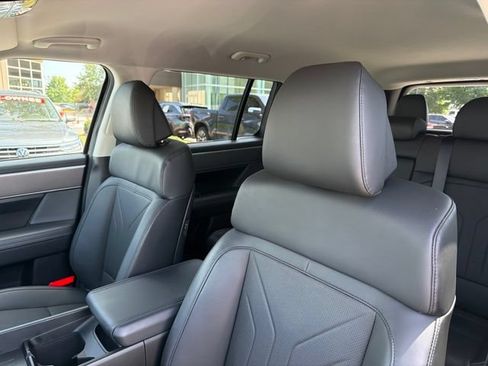 Certified 2024 Hyundai Santa Fe SEL FWD image 24