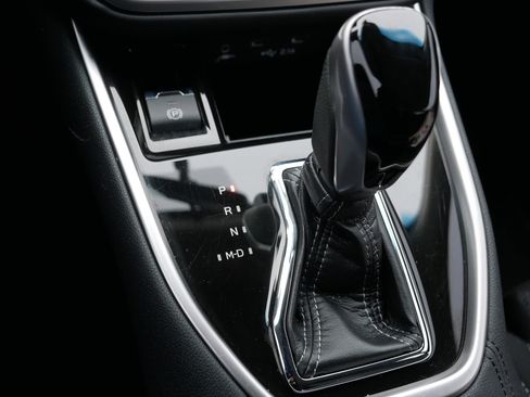 Used 2022 Subaru Outback Premium image 24