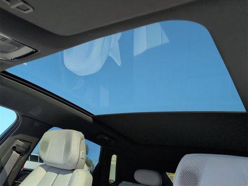 Certified 2023 Cadillac Lyriq Luxury image 14