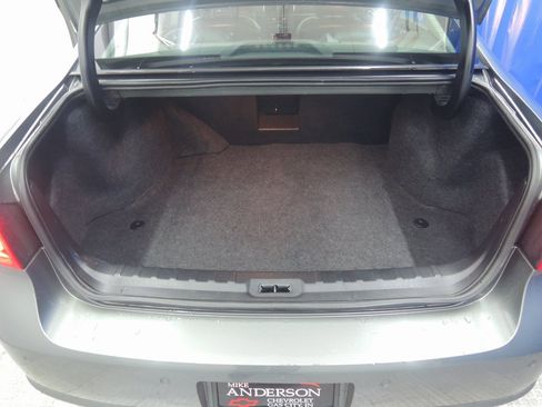 Used 2006 Buick Lucerne CXS w/ Driver Confidence Package image 27