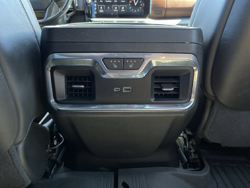 Used 2025 GMC Sierra 3500 Denali Ultimate AWD/4WD image 42