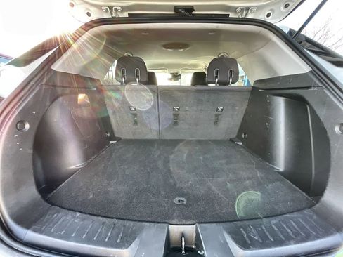 Used 2024 Chevrolet TrailBlazer LT w/ Driver Confidence Package image 23