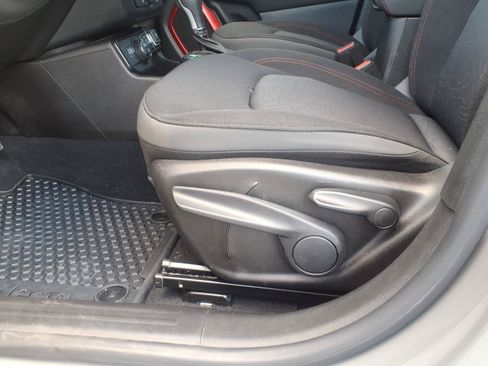 Used 2023 Jeep Renegade Trailhawk AWD/4WD image 23