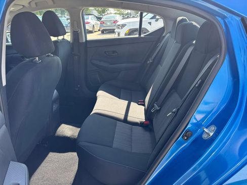 Used 2025 Nissan Sentra SV FWD image 23